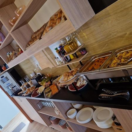 Apartmani Marina Kopitovic Petrovac Kültér fotó