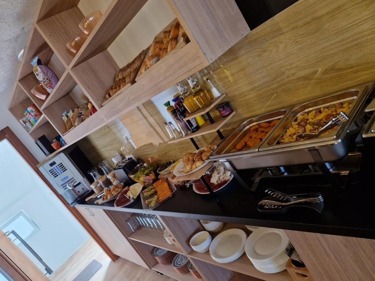 Apartmani Marina Kopitovic Petrovac Kültér fotó