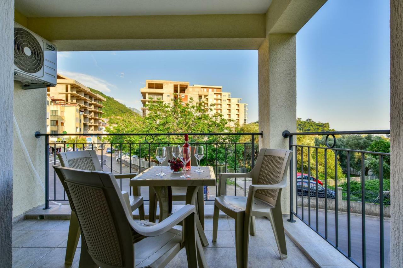 Apartmani Marina Kopitovic Petrovac Kültér fotó