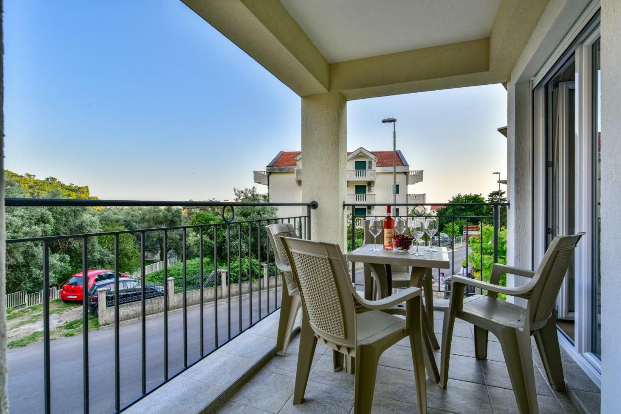 Apartmani Marina Kopitovic Petrovac Kültér fotó
