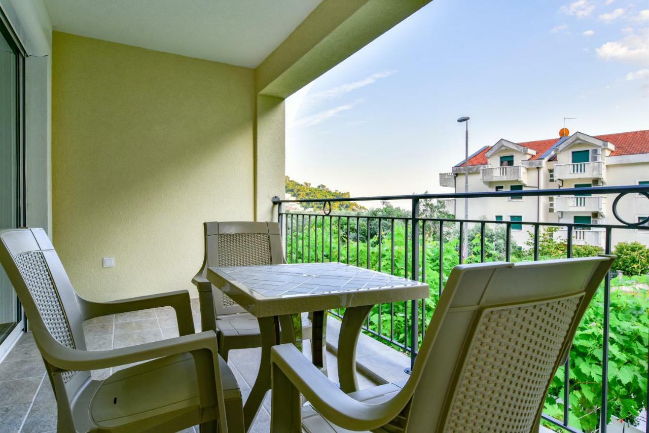 Apartmani Marina Kopitovic Petrovac Kültér fotó
