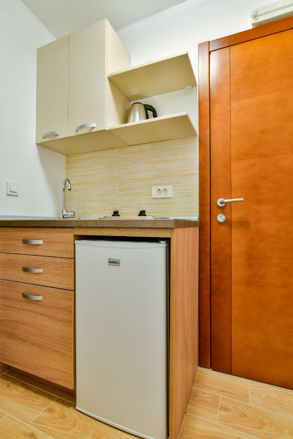 Apartmani Marina Kopitovic Petrovac Kültér fotó